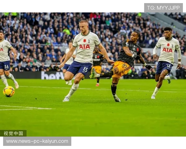 热刺顺势打出快速推进，库卢切夫斯基推射制胜