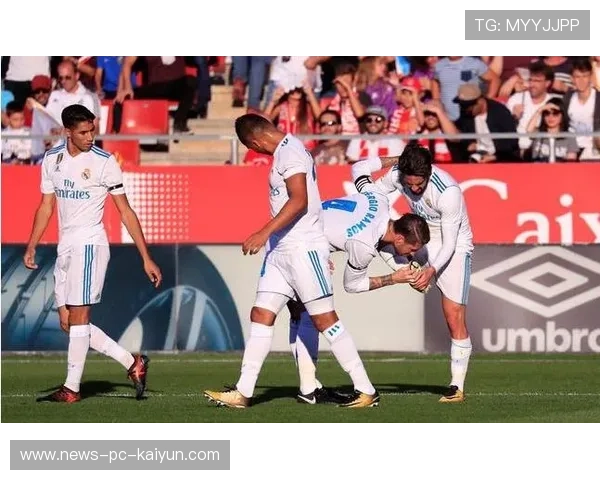 赫罗纳通过连续推进围堵禁区前沿，重塑战术新风尚